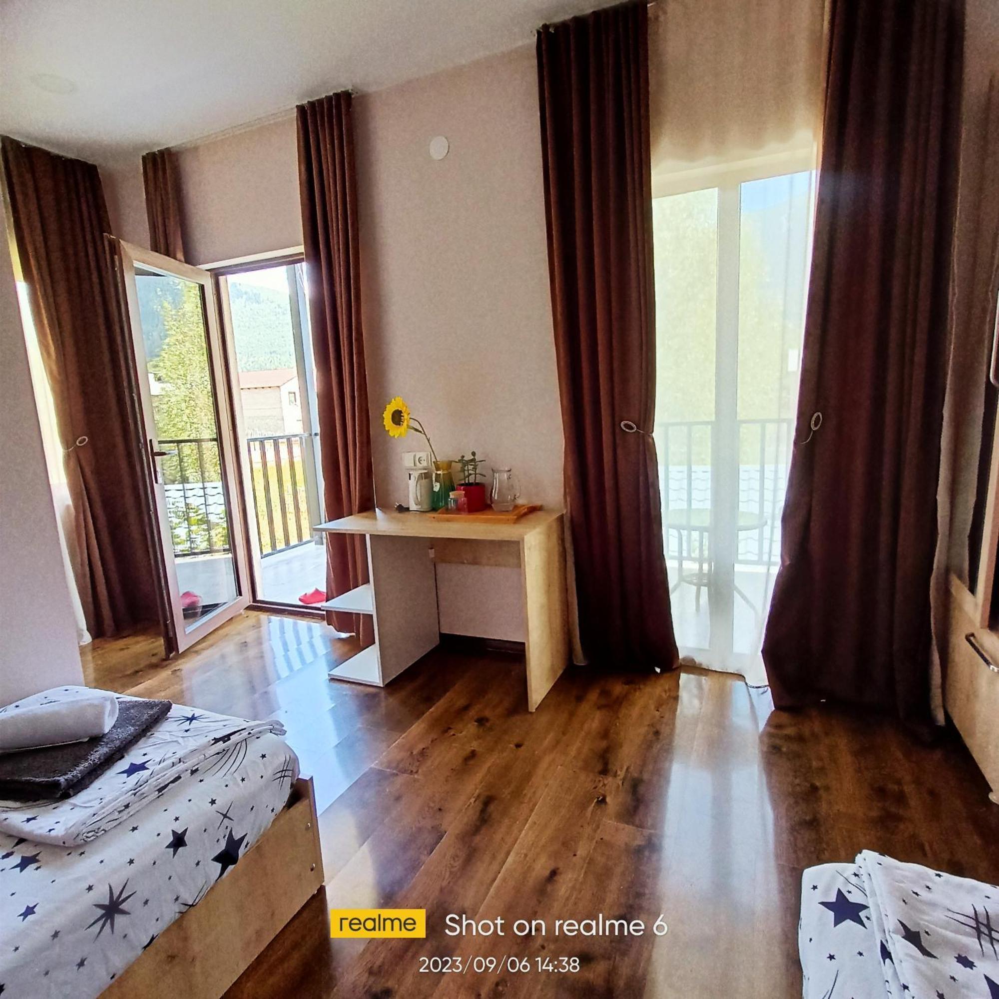House B&B 메스티아 외부 사진