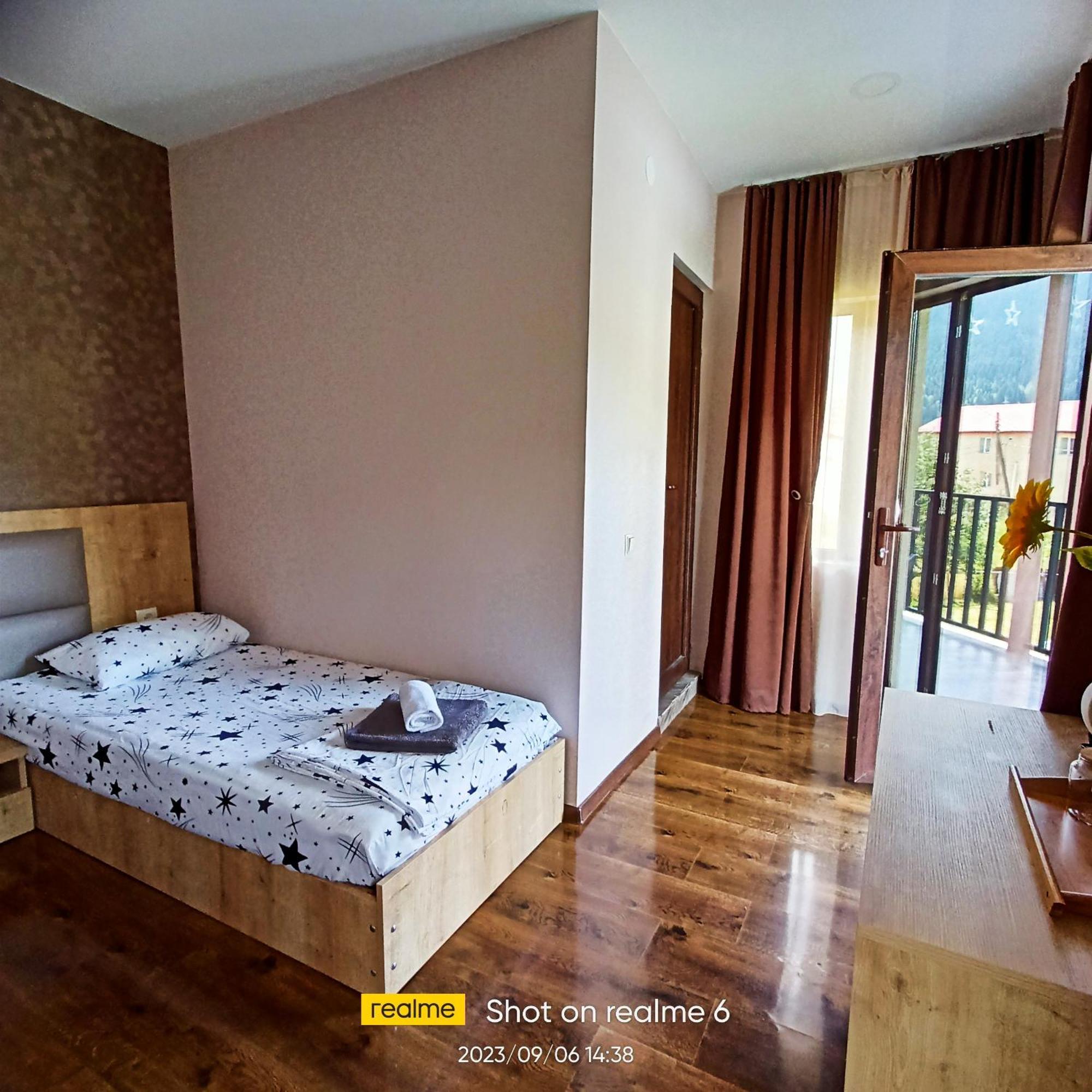 House B&B 메스티아 외부 사진