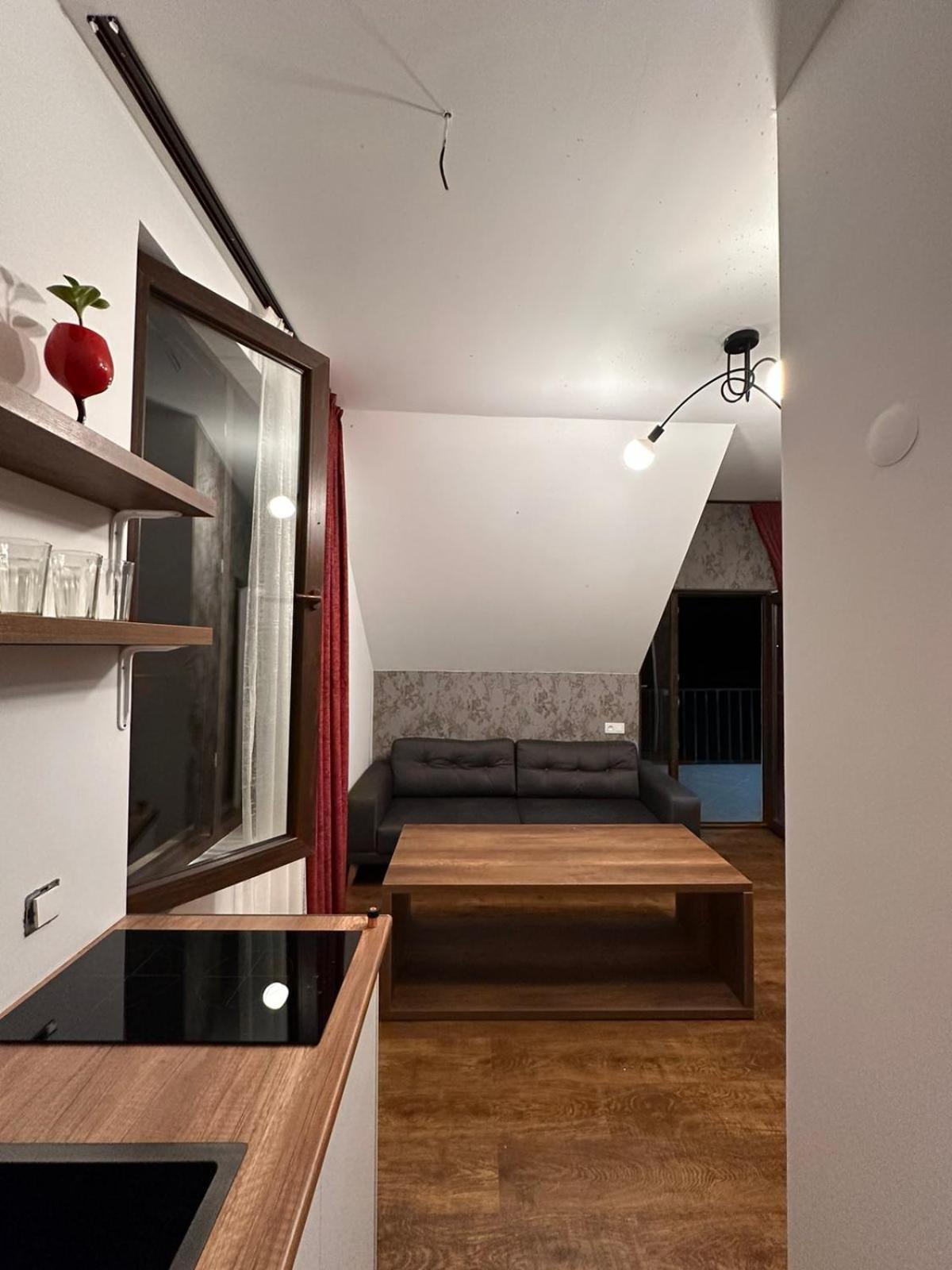 House B&B 메스티아 외부 사진