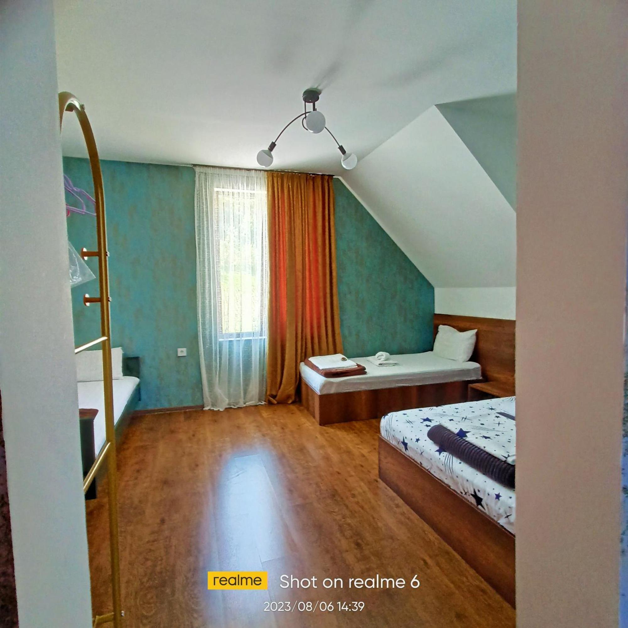 House B&B 메스티아 외부 사진